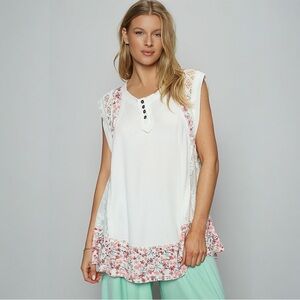 Floral Crochet Contrast Round Neck Sleeveless Top